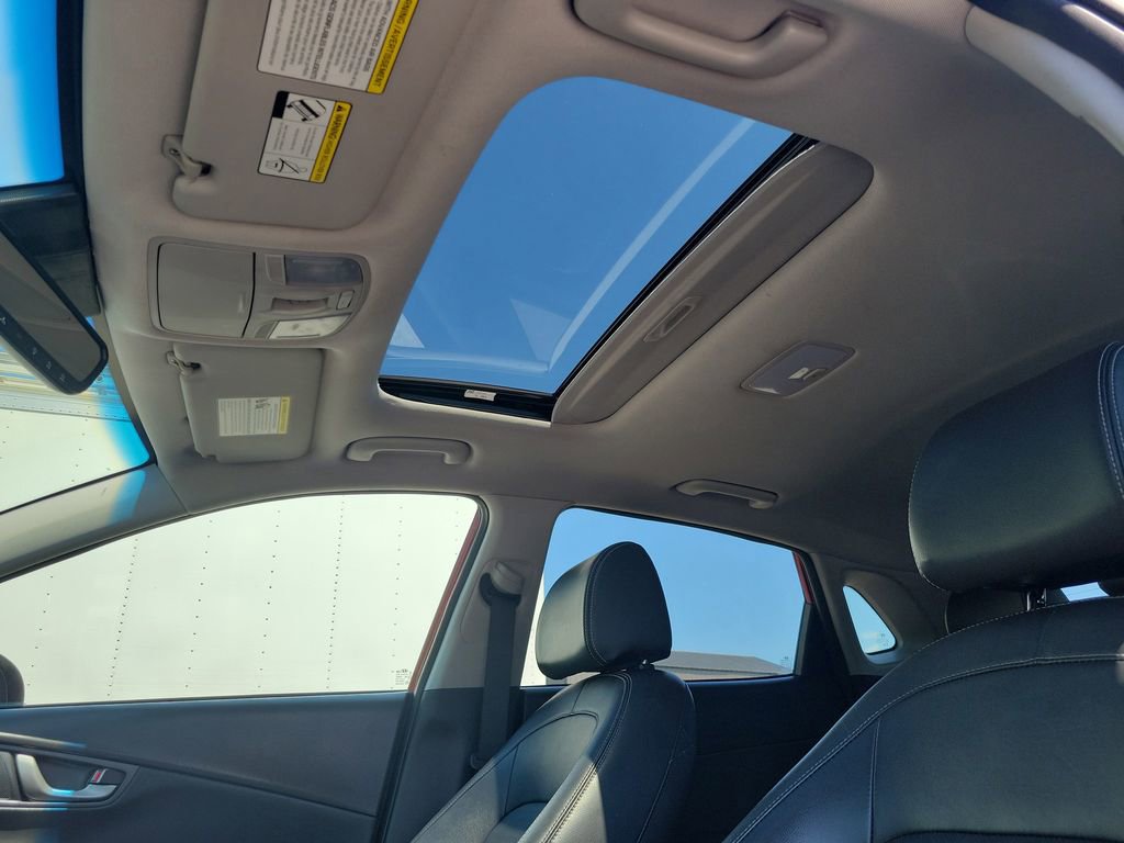 Used 2021 Hyundai Kona Ultimate AWD/4WD image 28