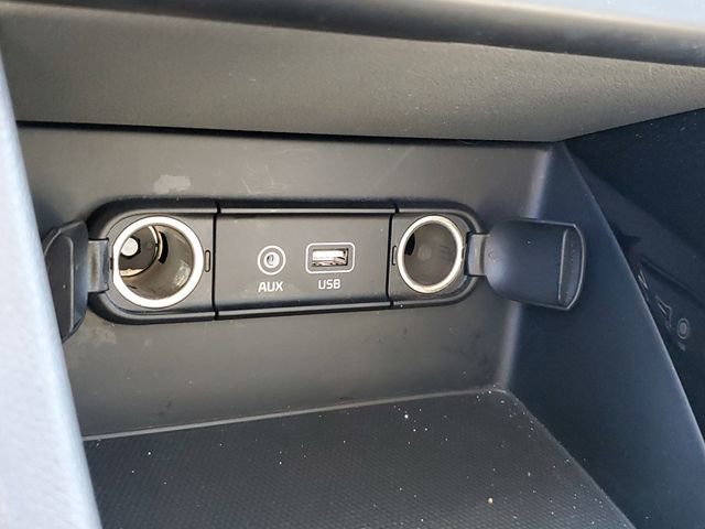 Used 2019 Kia Niro EX image 27