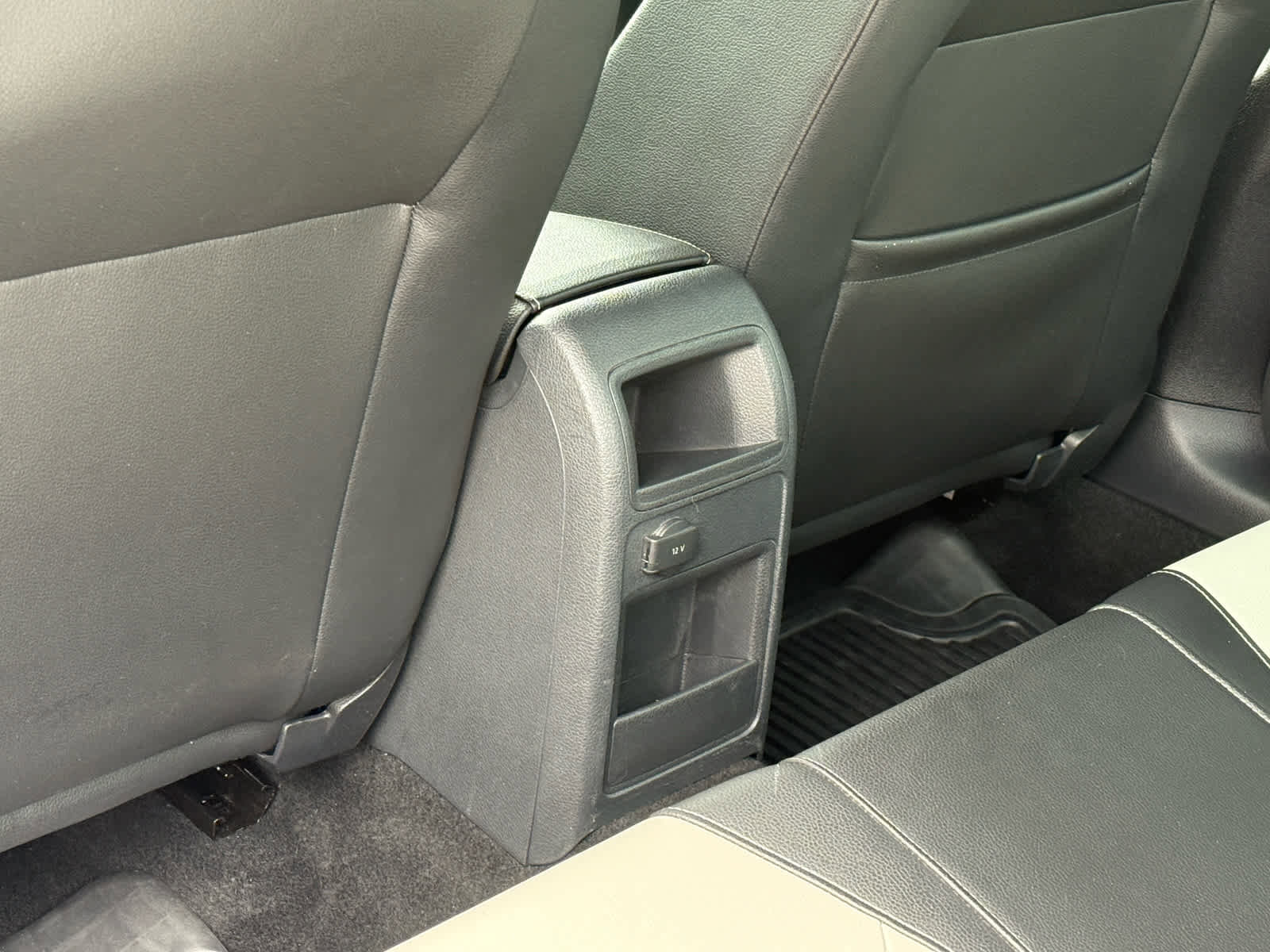 Used 2016 Volkswagen Jetta Sport image 28