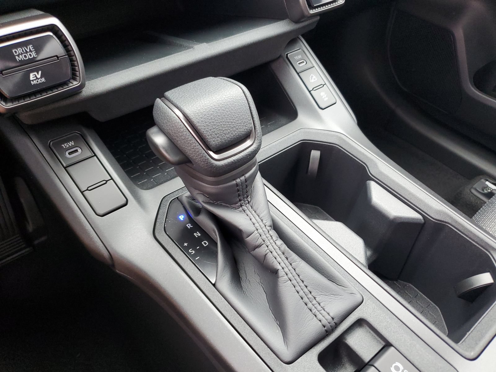 New 2026 Toyota RAV4 LE AWD/4WD image 29