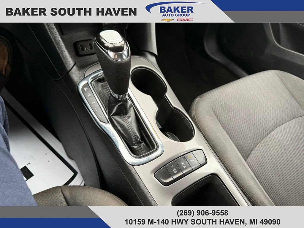 Used 2019 Chevrolet Cruze LT w/ Convenience Package image 21