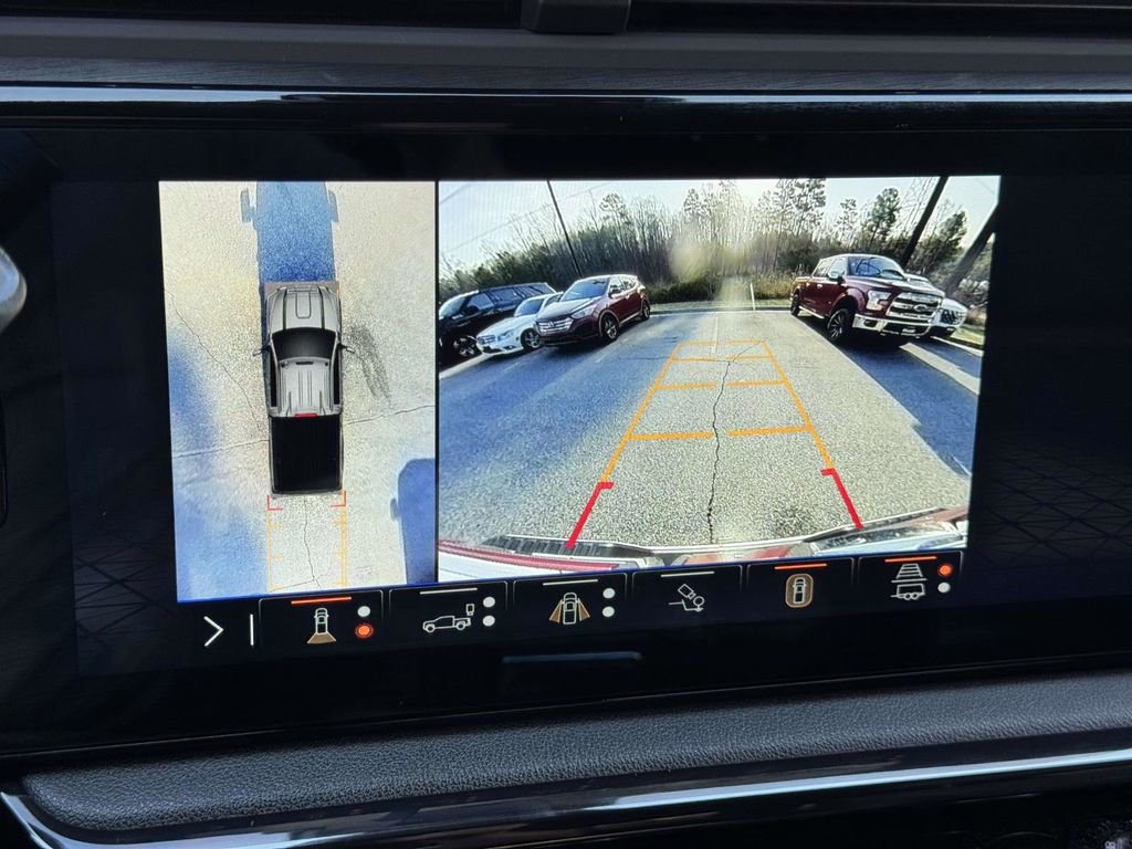 Used 2024 GMC Sierra 2500 AT4 w/ AT4 Premium Plus Package image 5