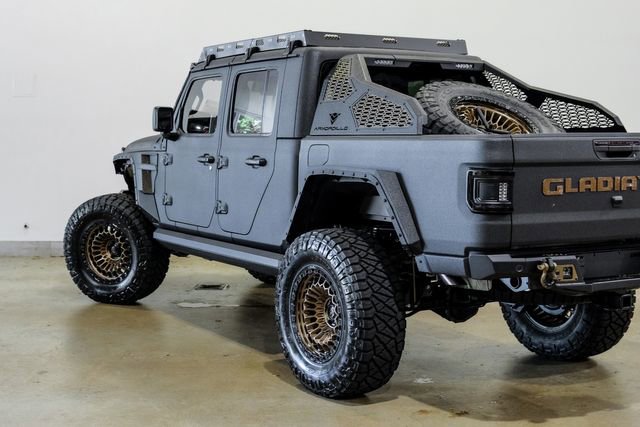 Used 2025 Jeep Gladiator Rubicon w/ Safety Group AWD/4WD image 58