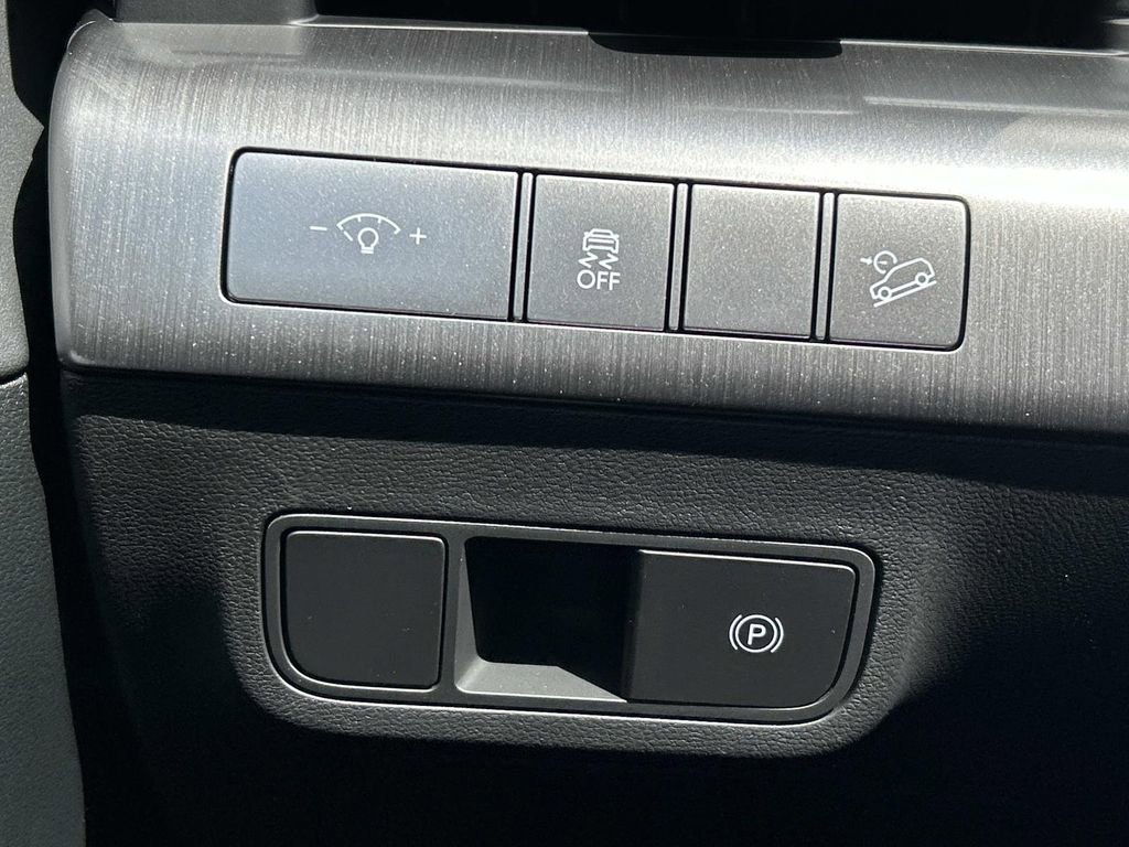 New 2026 Hyundai Kona SEL Premium FWD image 27