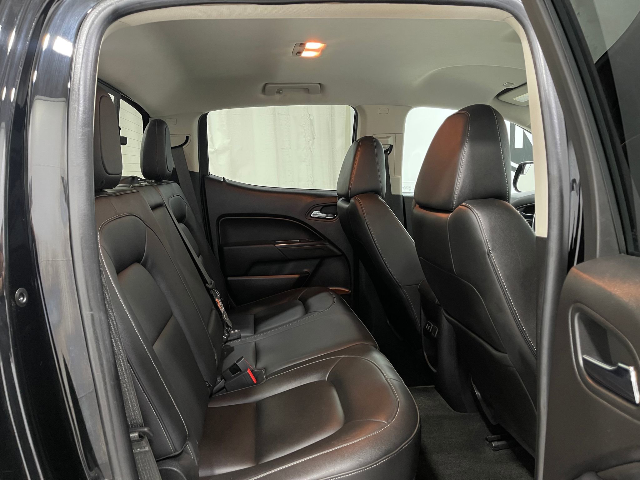 Used 2018 Chevrolet Colorado ZR2 image 28