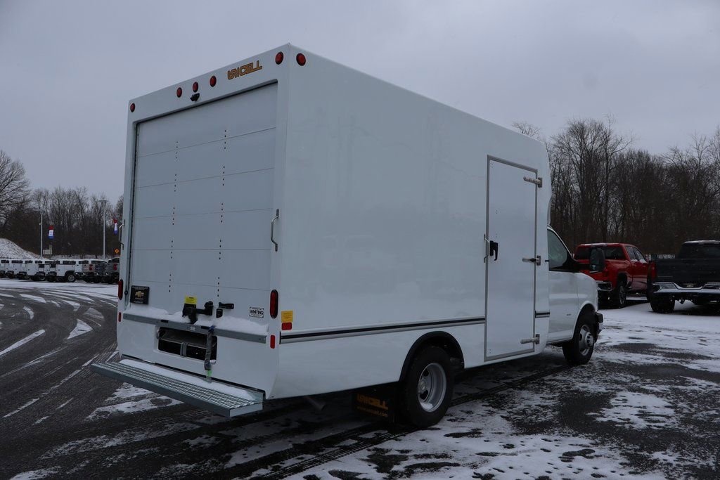 New 2025 Chevrolet Express 3500 Work Van w/ Power Convenience Package image 15