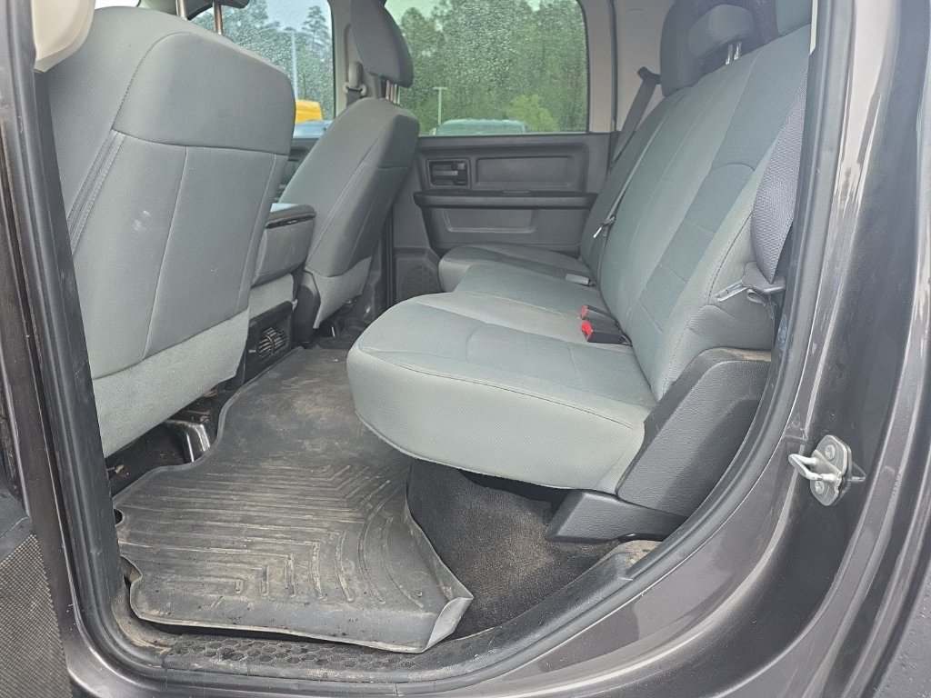 Used 2016 RAM 2500 Tradesman w/ Chrome Appearance Group AWD/4WD image 10