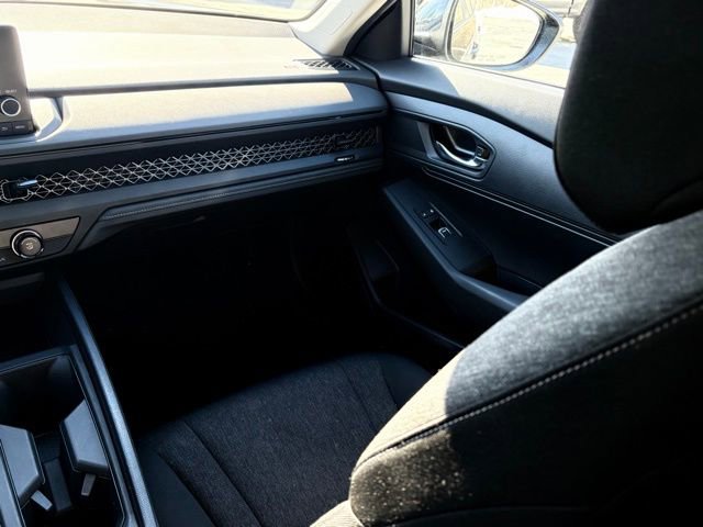 Certified 2023 Honda Accord LX image 32