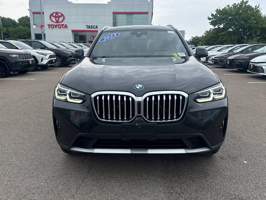 Used 2023 BMW X3 xDrive30i w/ Premium Package w/ZPA AWD/4WD image 2