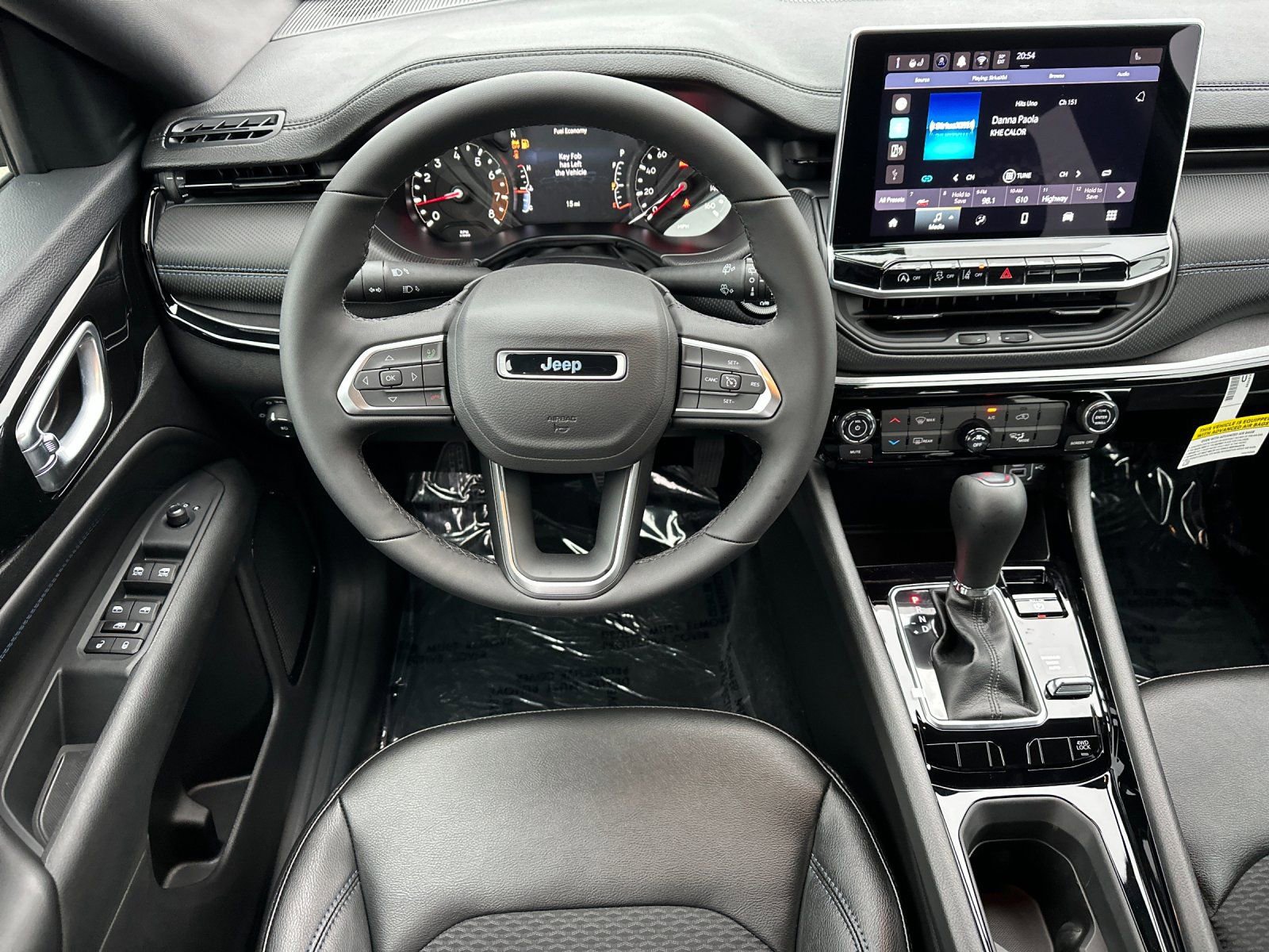 New 2026 Jeep Compass Latitude AWD/4WD image 13