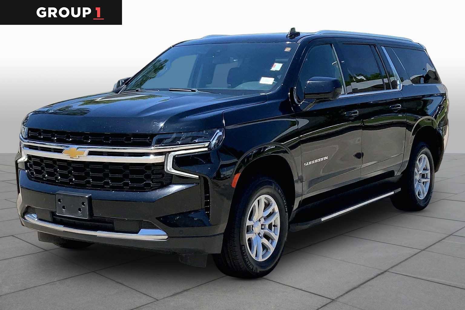 Used 2023 Chevrolet Suburban LS RWD image 1