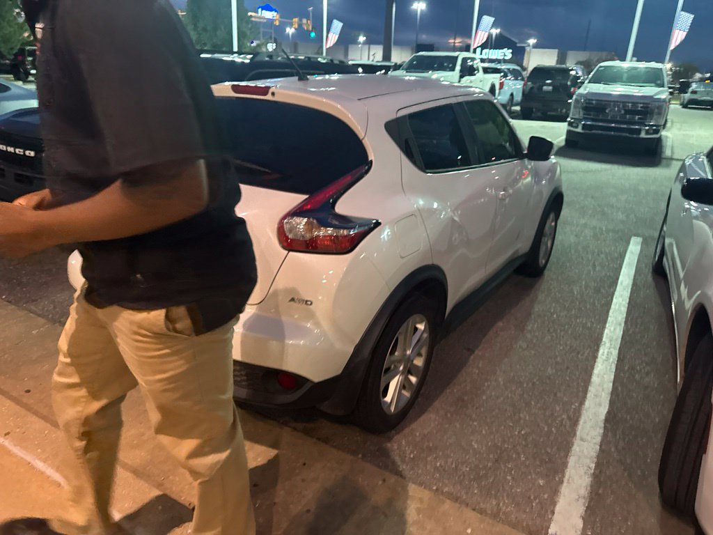 Used 2015 Nissan Juke S AWD/4WD image 5