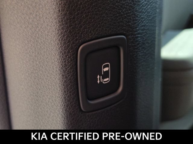 Certified 2026 Kia Carnival EX FWD image 11