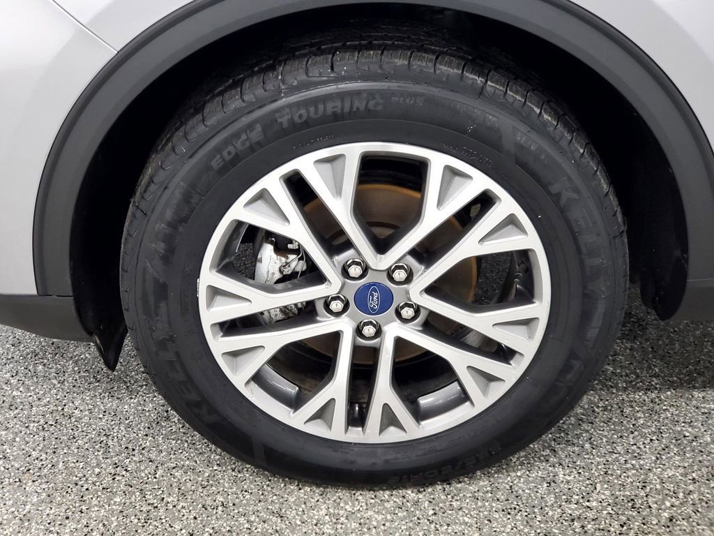 Used 2022 Ford Escape SEL w/ Class II Trailer Tow Package image 8