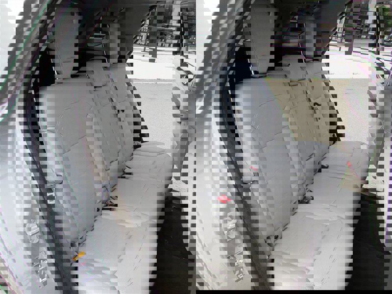 Used 2013 Mercedes-Benz ML 350 4MATIC image 40