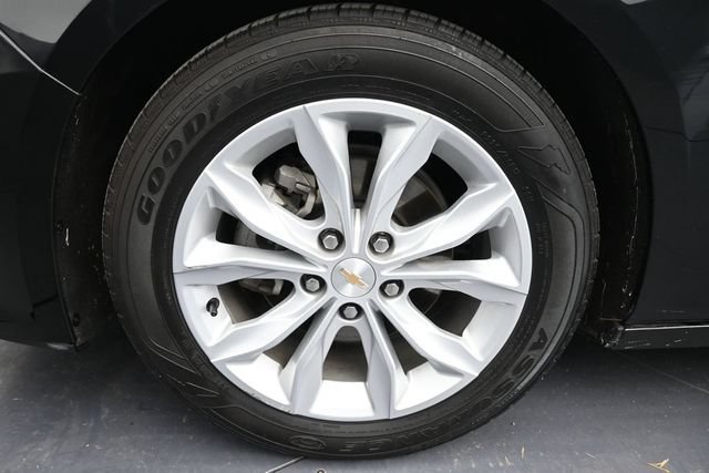 Used 2025 Chevrolet Malibu LT FWD image 21