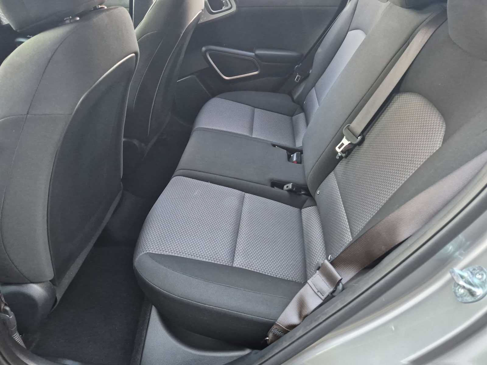 Used 2024 Kia Soul LX w/ LX Technology Package FWD image 18