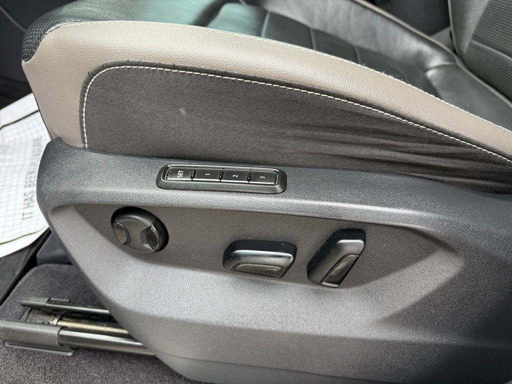 Used 2022 Volkswagen Atlas SEL Premium image 15
