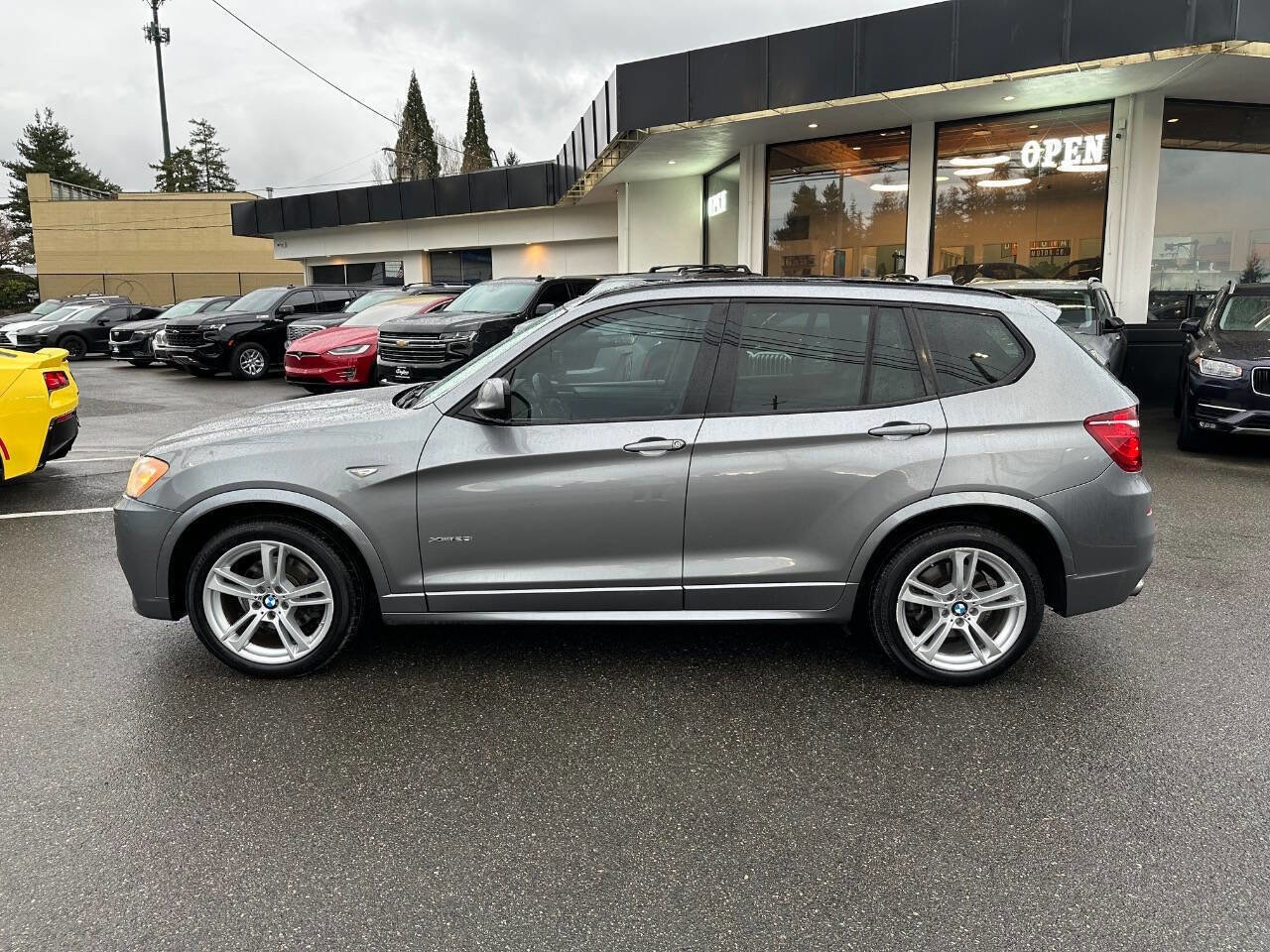 Used 2014 BMW X3 xDrive28i AWD/4WD image 2