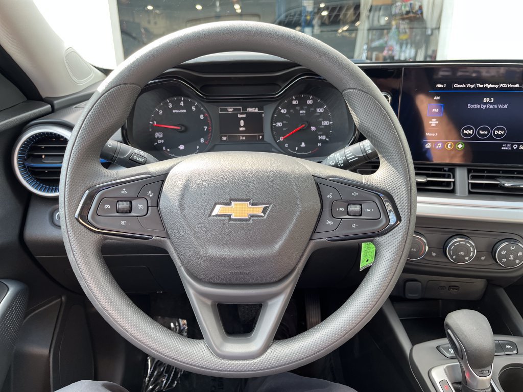 New 2026 Chevrolet Trax LS w/ LS Convenience Package FWD image 13