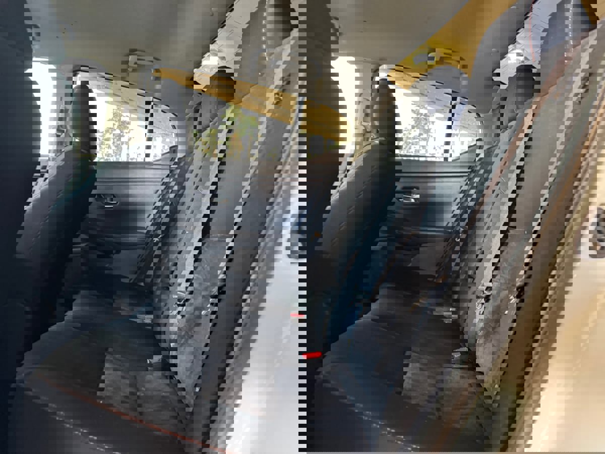 Used 2023 Nissan Sentra SR w/ Midnight Edition Package image 17