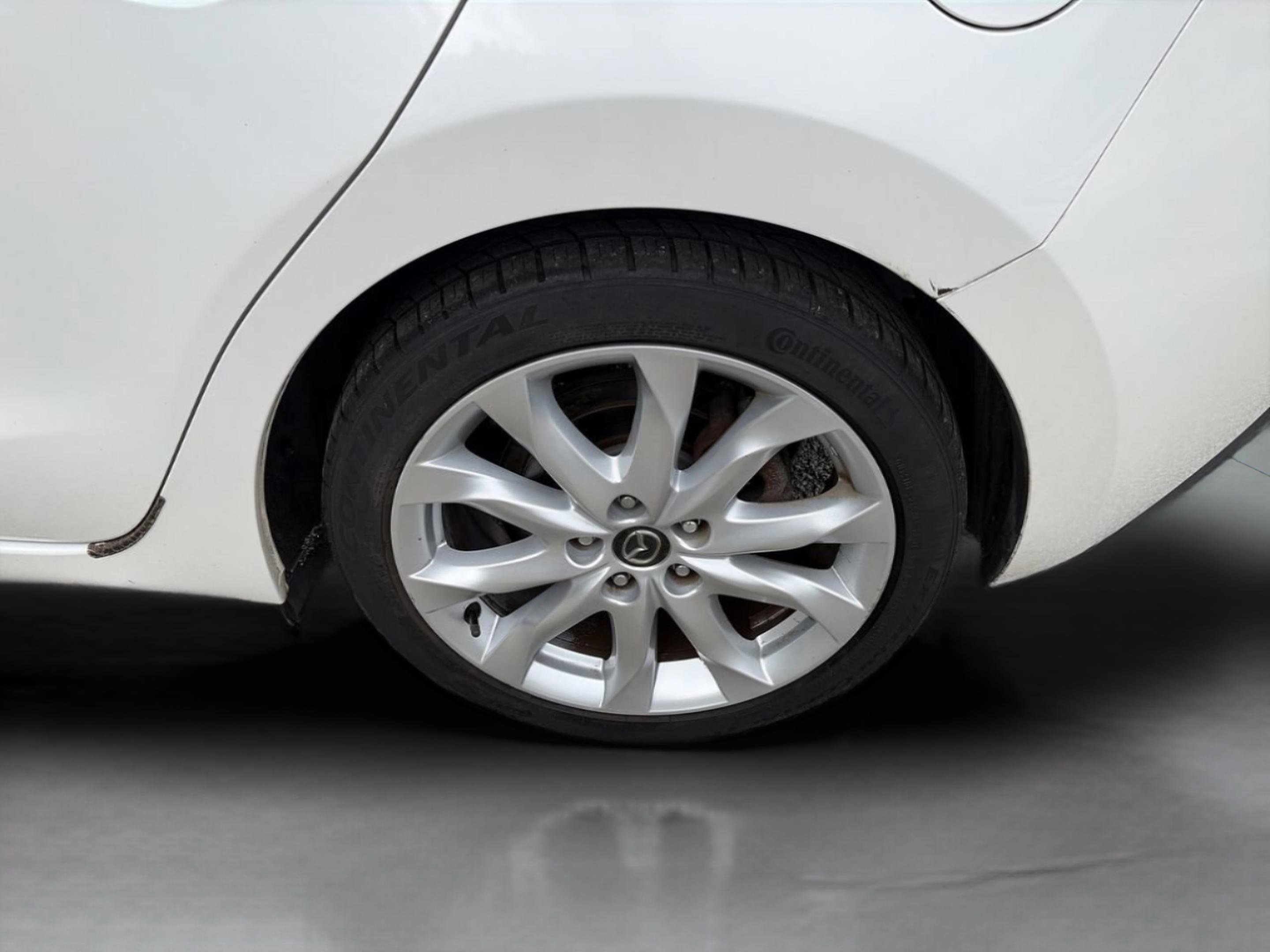 Used 2015 MAZDA MAZDA3 s Grand Touring image 25