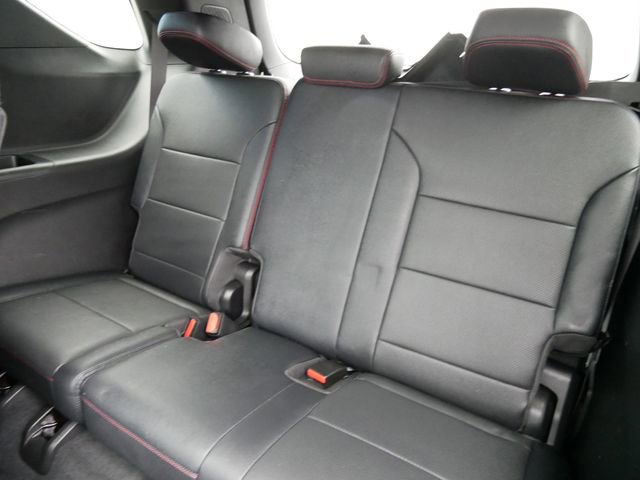 Used 2024 Chevrolet Traverse RS w/ LPO, Floor Liner Package image 9
