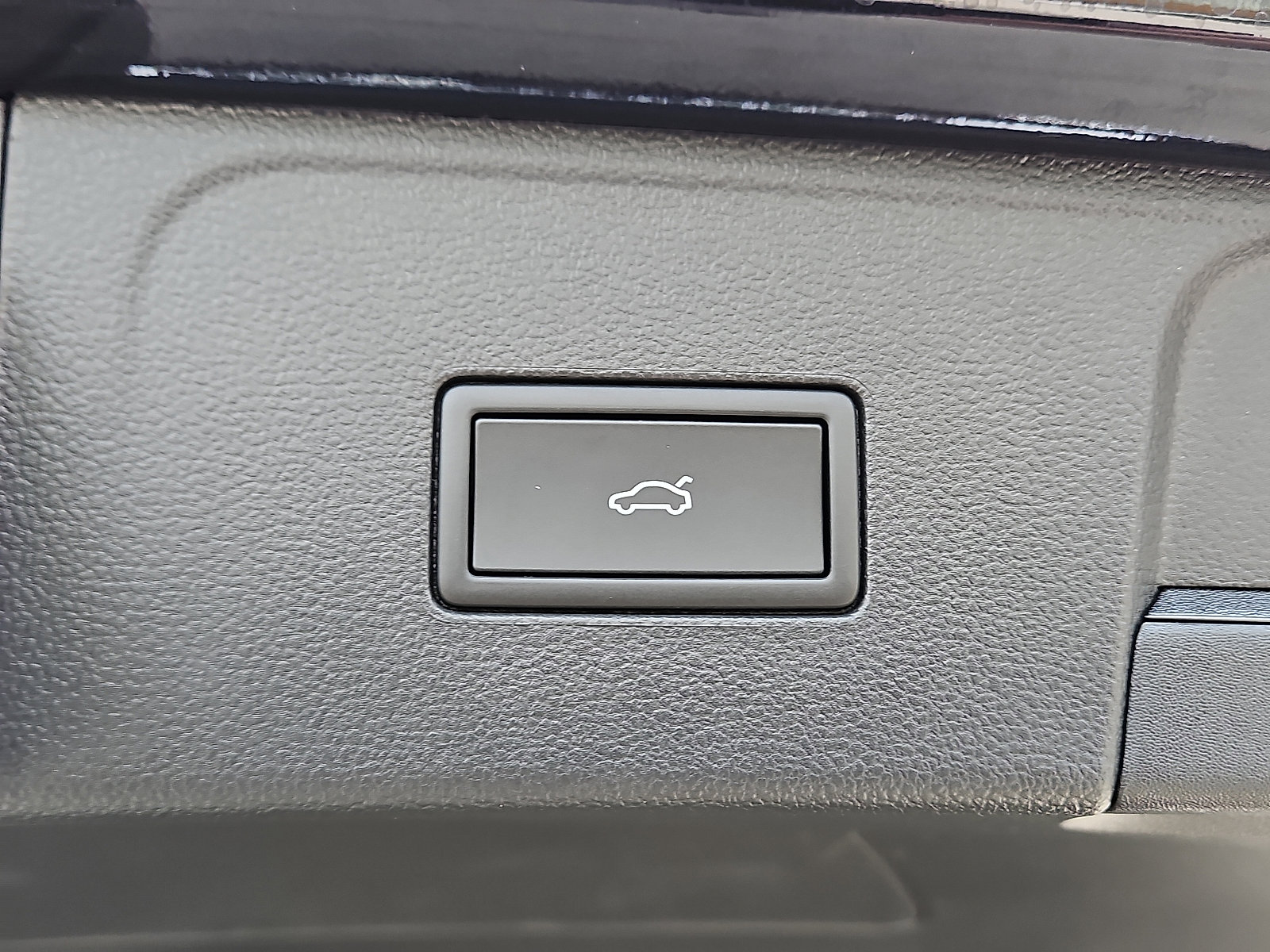 New 2026 Volkswagen Atlas SEL Premium R-Line image 8