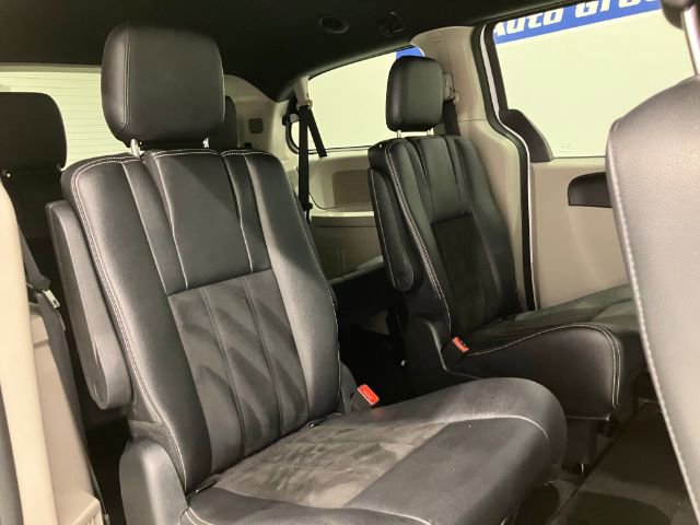 Used 2019 Dodge Grand Caravan SXT FWD image 19