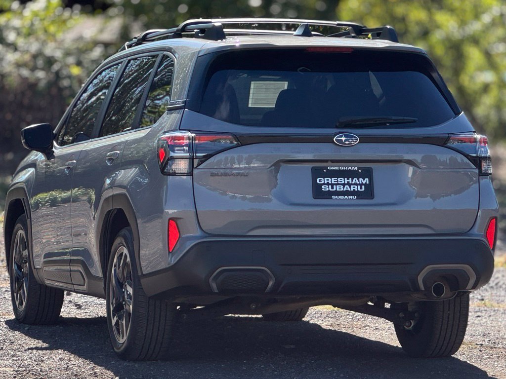 Used 2025 Subaru Forester Limited AWD/4WD image 5