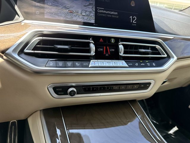 Used 2021 BMW X5 xDrive40i AWD/4WD image 27