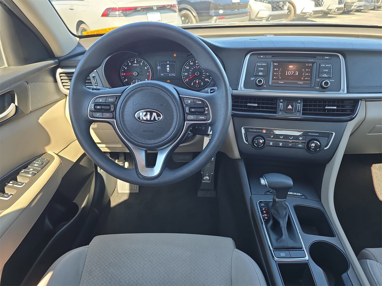 Used 2017 Kia Optima LX image 10