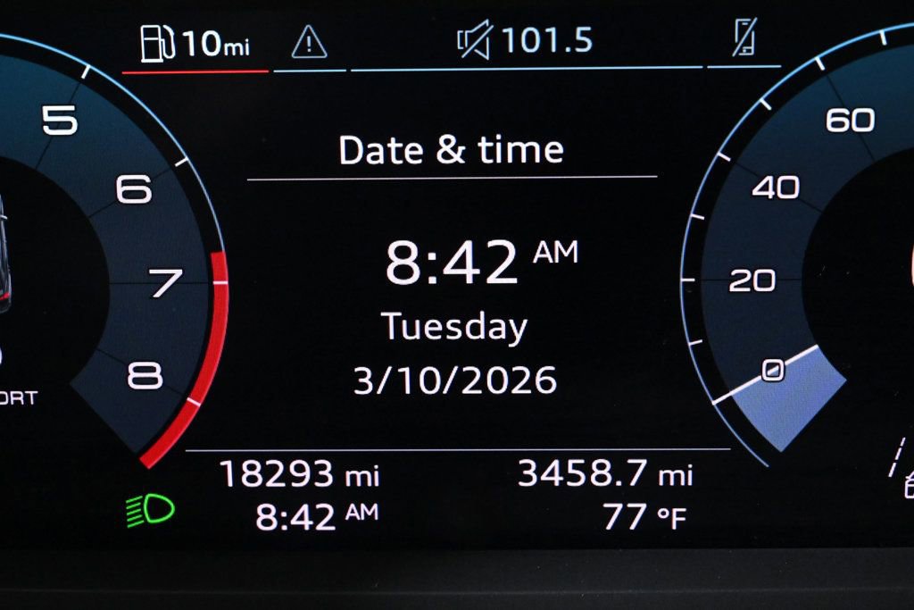 Used 2023 Audi Q3 2.0T Premium Plus w/ Premium Plus Package image 12