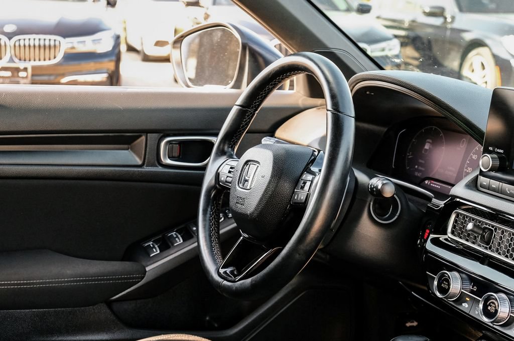 Used 2023 Honda Civic Sport image 10