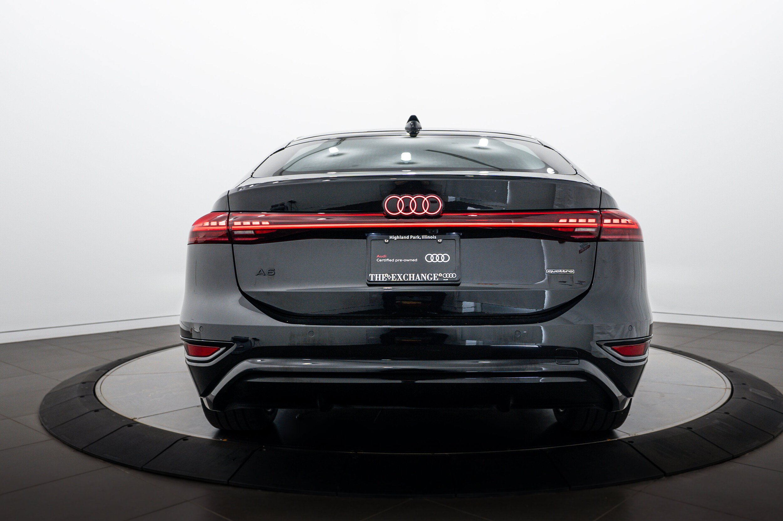 Certified 2025 Audi A6 e-tron Premium Plus w/ Premium Plus AWD/4WD image 23