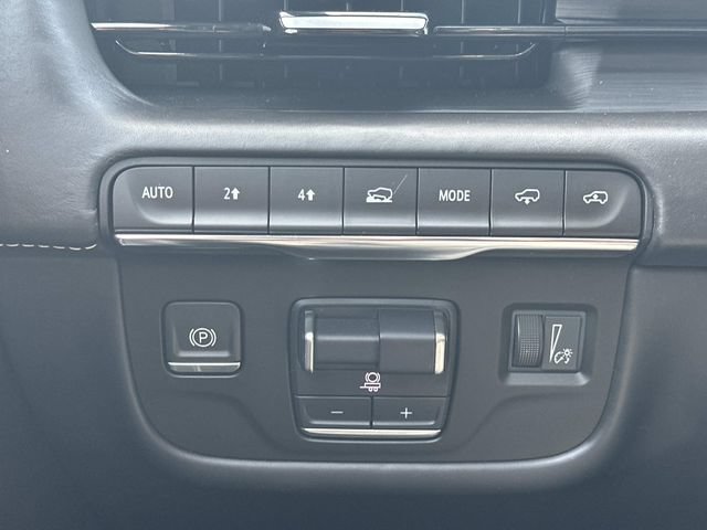 Used 2021 Cadillac Escalade Sport Platinum AWD/4WD image 27