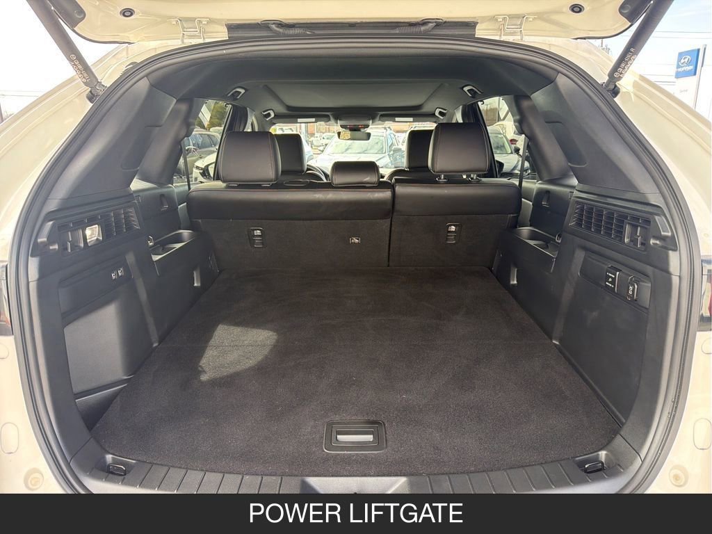 Certified 2025 MAZDA CX-70 3.3 Turbo w/ Premium Plus Pkg image 15