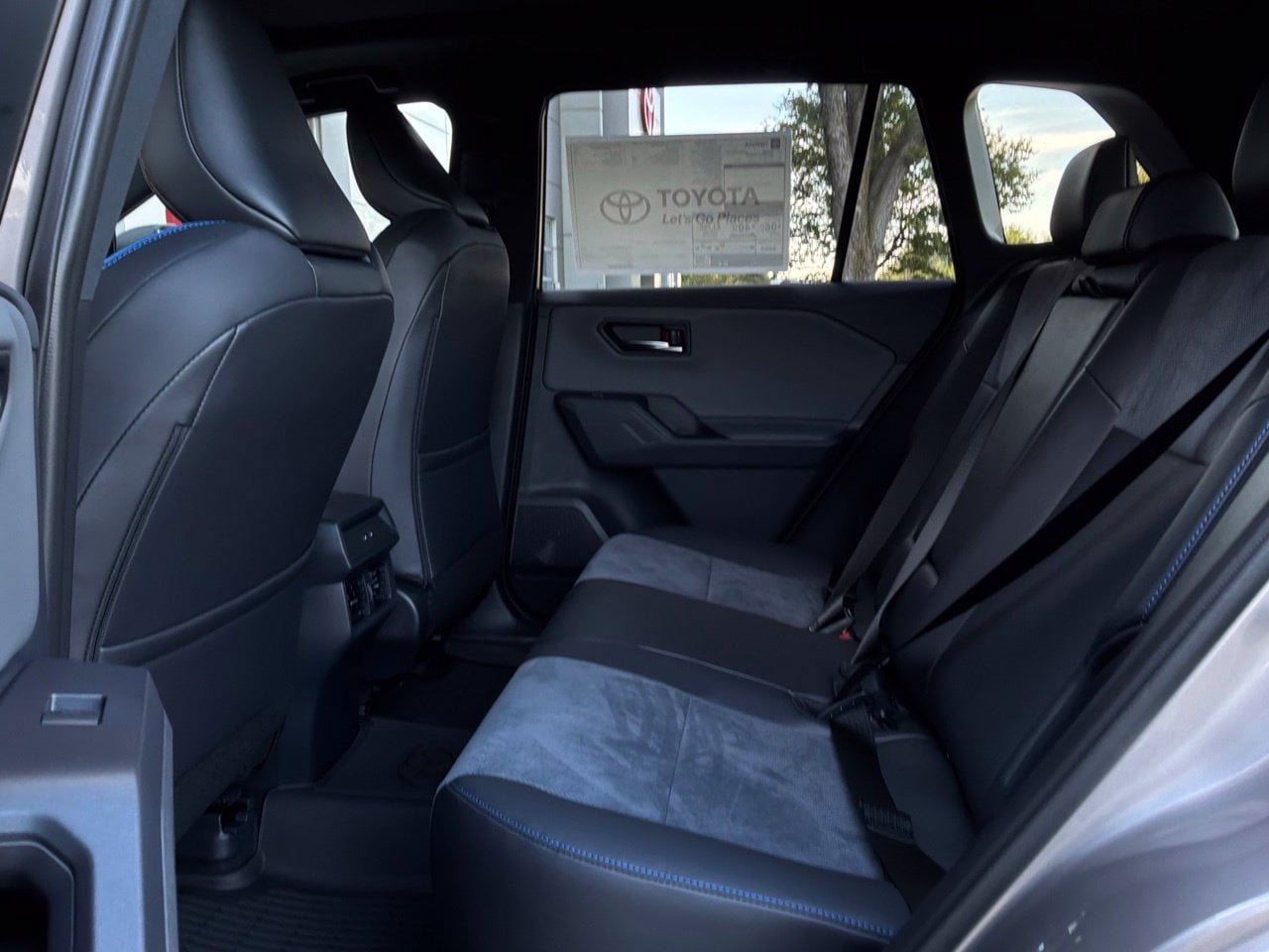 New 2026 Toyota RAV4 XSE w/ Panoramic Sun Roof Package AWD/4WD image 12