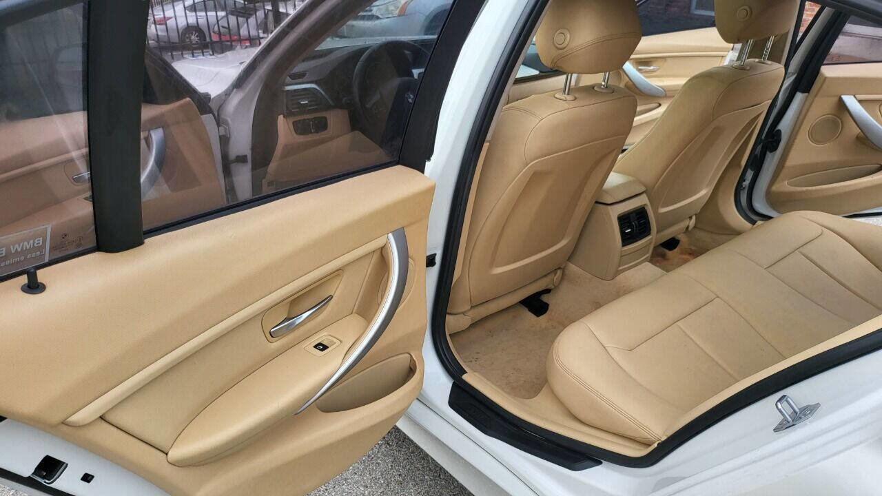 Used 2015 BMW 320i Sedan image 15