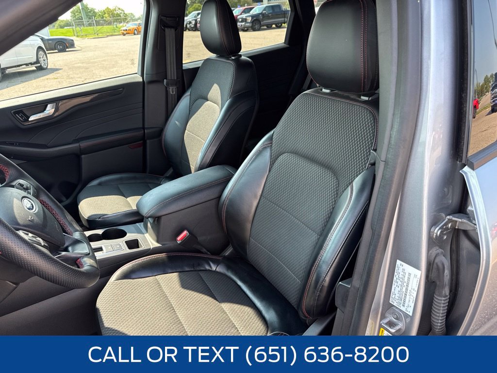 Used 2023 Ford Escape ST-Line w/ Tech Pack #1 AWD/4WD image 26
