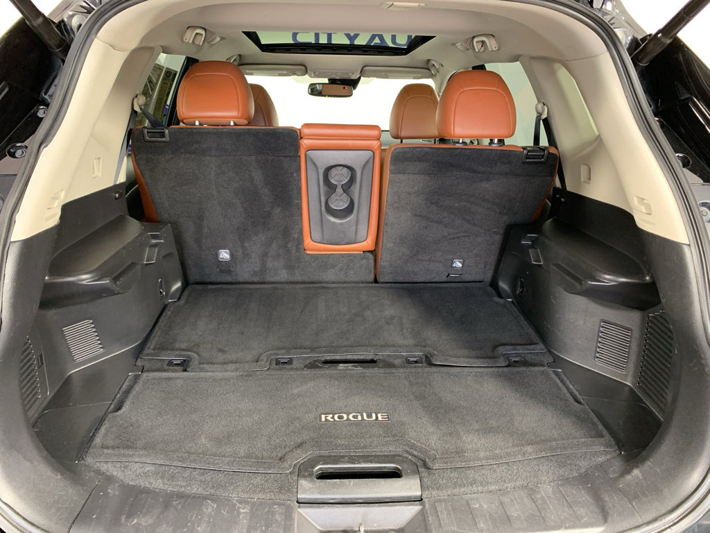 Used 2017 Nissan Rogue SL w/ SL Premium Package image 35