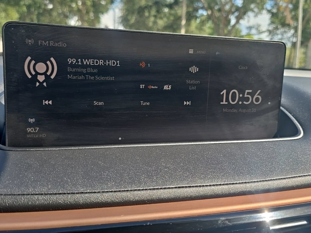 Used 2024 Acura MDX w/ Technology Package FWD image 23