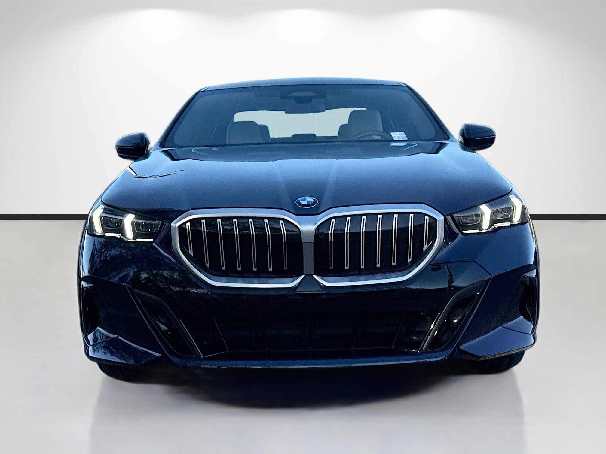 New 2026 BMW 540i xDrive w/ Executive Package image 8