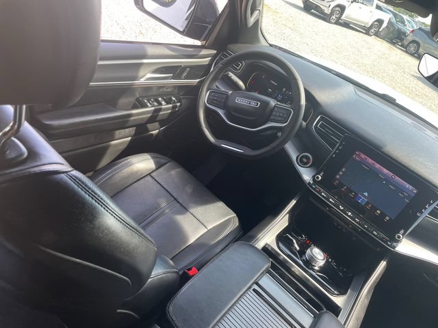 Certified 2023 Jeep Wagoneer Series II AWD/4WD image 28