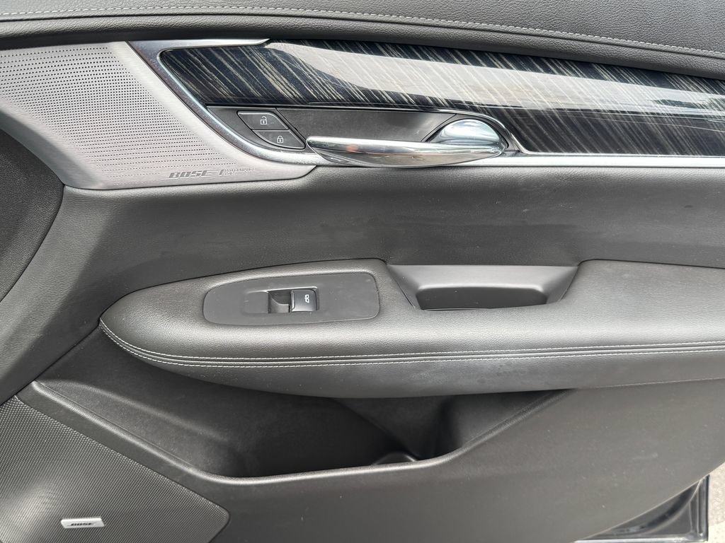 Used 2023 Cadillac XT6 Premium Luxury AWD/4WD image 32