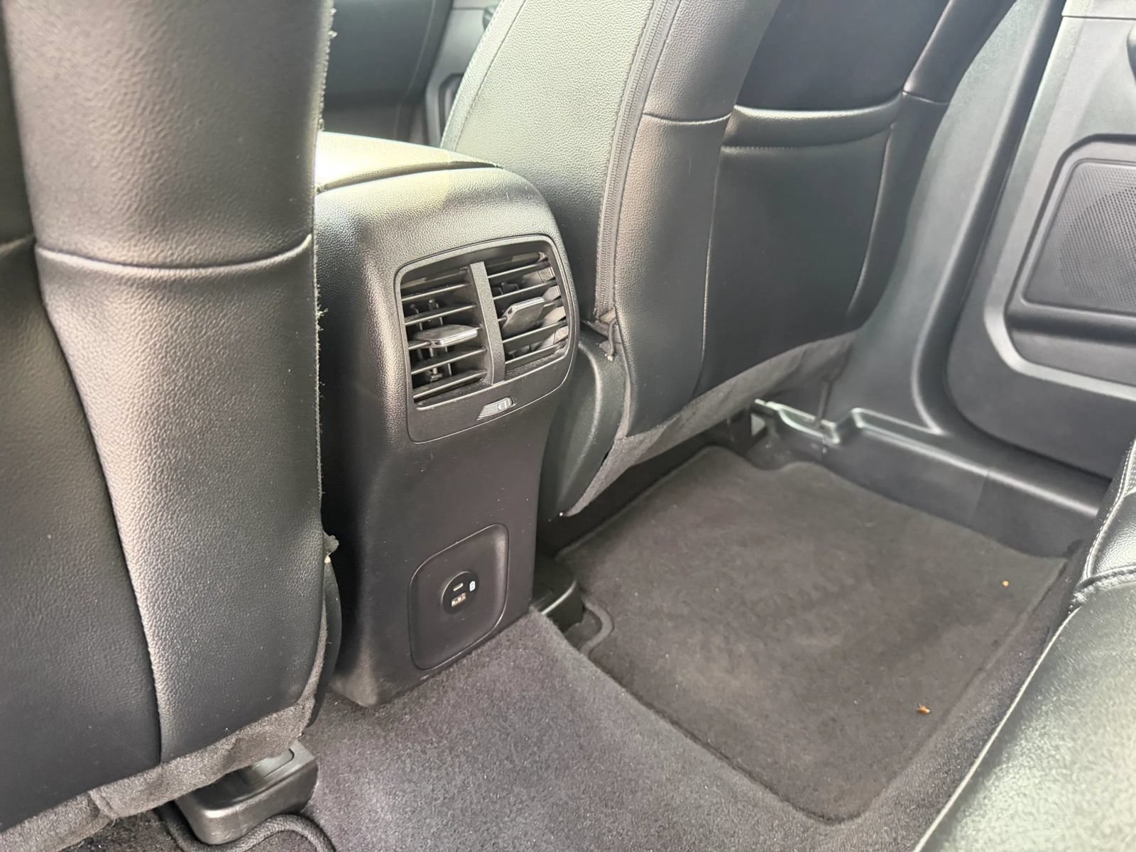 Used 2022 Ford Escape SEL FWD image 11