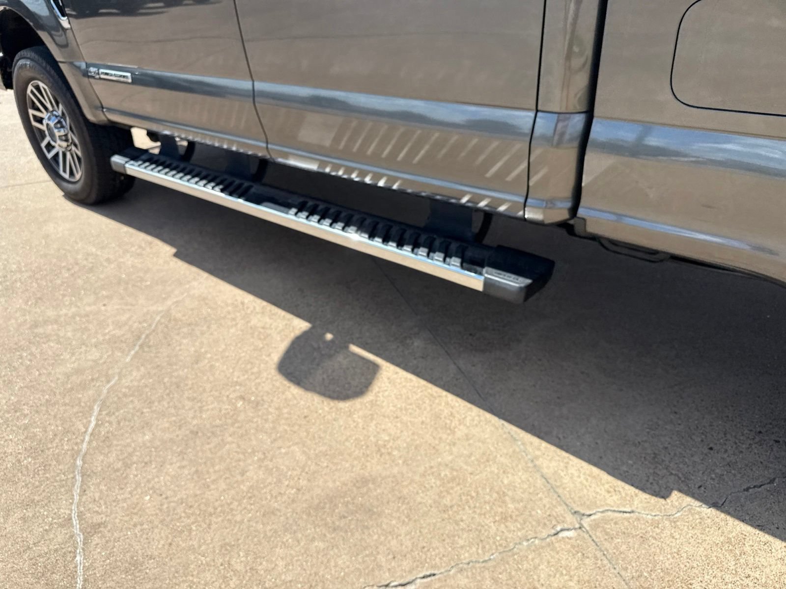 Used 2019 Ford F250 Lariat w/ Lariat Value Package AWD/4WD image 12