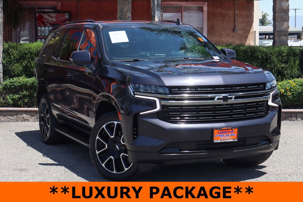 Used 2022 Chevrolet Tahoe RST w/ Luxury Package AWD/4WD image 2