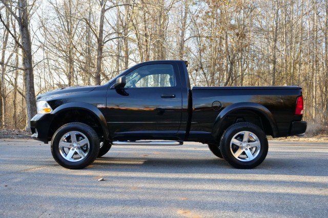 Used 2012 RAM 1500 Express image 32