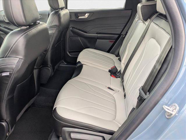 New 2025 Ford Escape SE w/ PHEV Premium Package FWD image 15